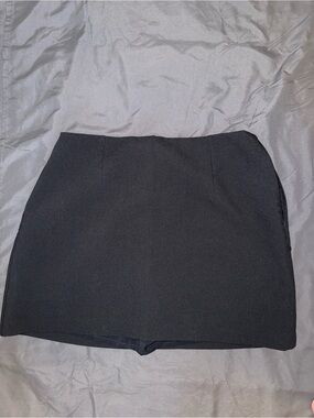 Abercrombie & Fitch Black Women’s Mini Skirt